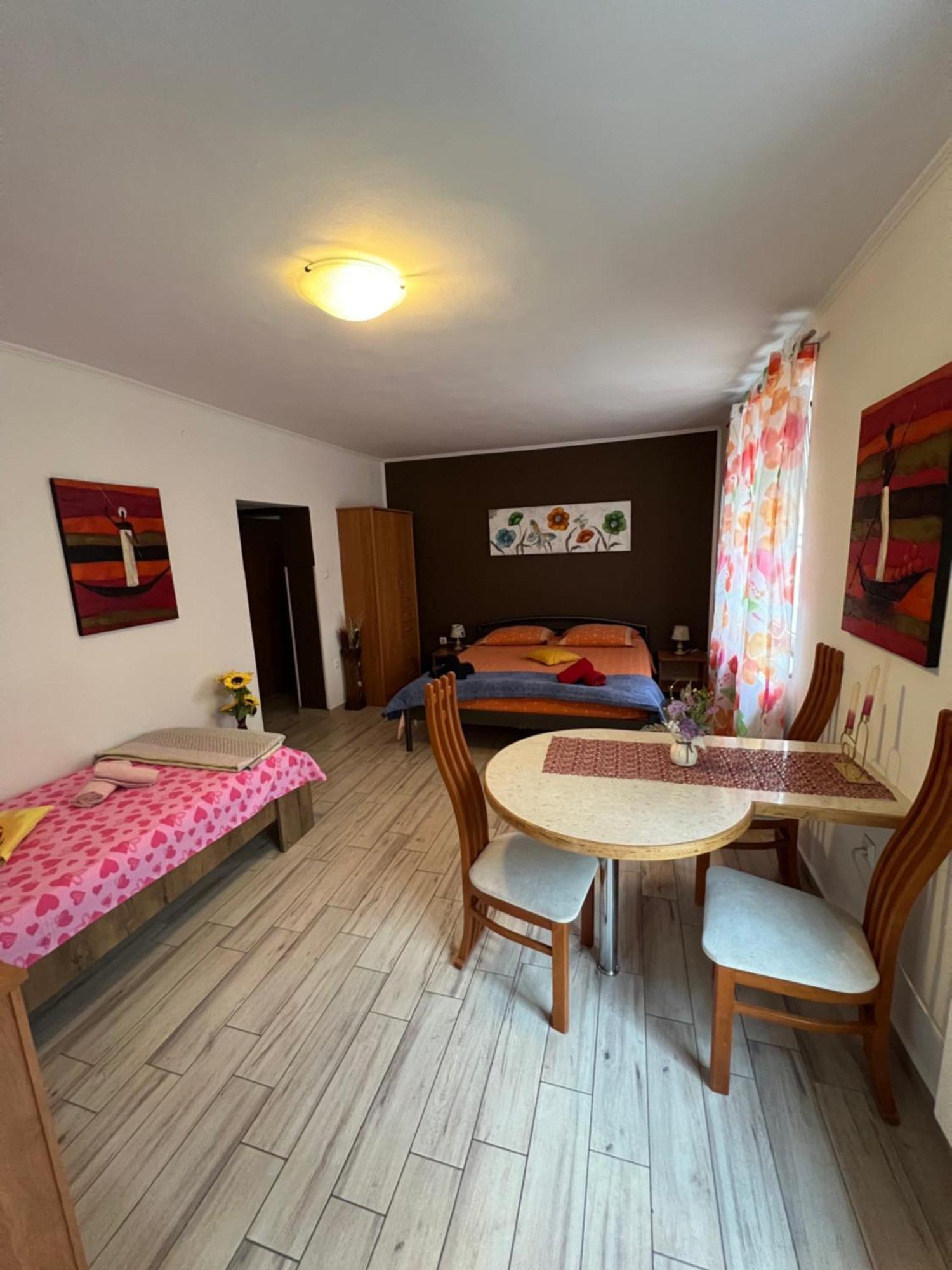 Apartments Ritosa-إيزولا المظهر الخارجي الصورة